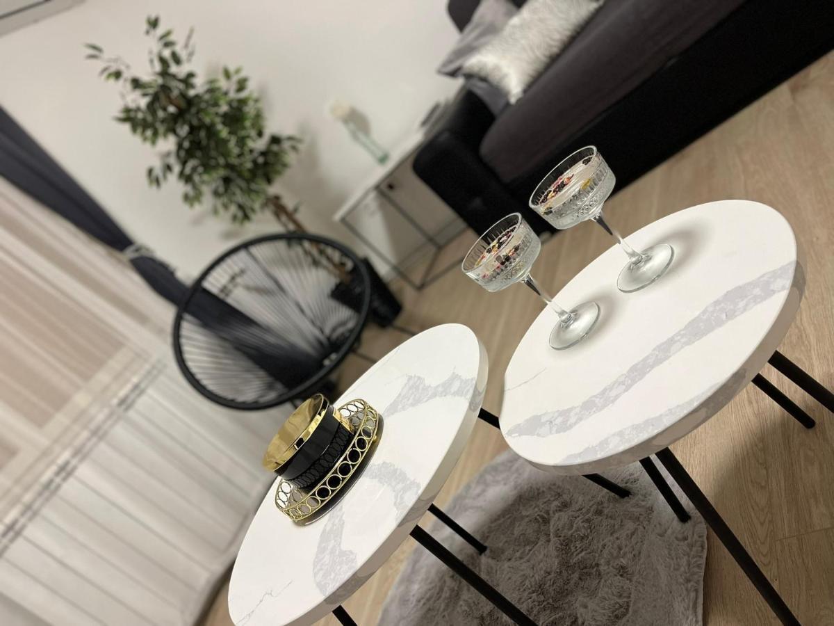 Apartman Gold Maris Lejlighed Karlovac Eksteriør billede
