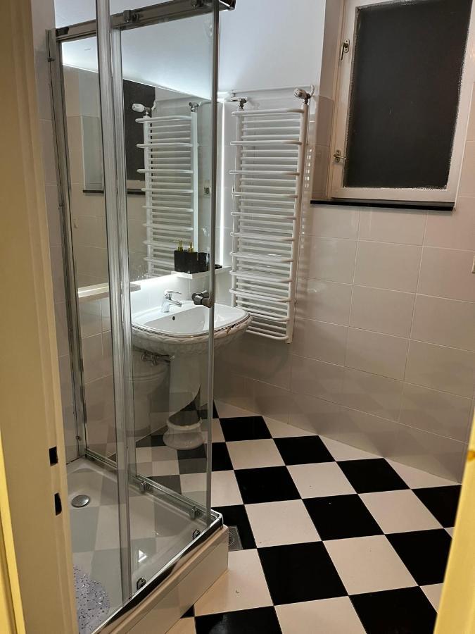 Apartman Gold Maris Lejlighed Karlovac Eksteriør billede